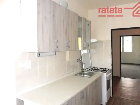 Pronájem bytu 3+1, Chomutov, Dřínovská, 77 m2