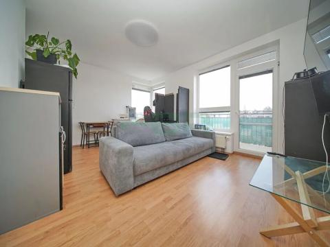 Pronájem bytu 2+kk, Praha - Vysočany, Pod Harfou, 66 m2