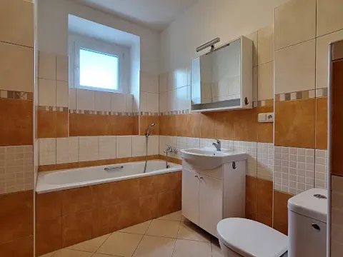 Pronájem bytu 2+kk, Praha - Strašnice, Černokostelecká, 56 m2