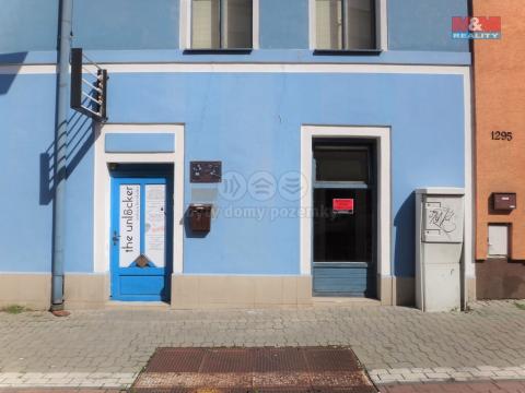 Pronájem obchodního prostoru, Kladno, Komenského, 13 m2