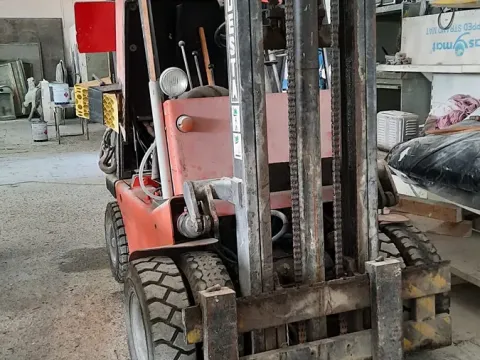 Pronájem výrobních prostor, Újezd u Brna, 800 m2