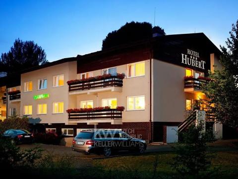 Pronájem restaurace, Františkovy Lázně, Nezvalova, 120 m2
