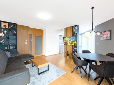 Pronájem bytu 2+kk, Praha - Žižkov, Pitterova, 100 m2