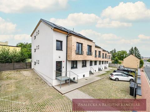 Prodej bytu 3+kk, Ořech, Karlštejnská, 87 m2