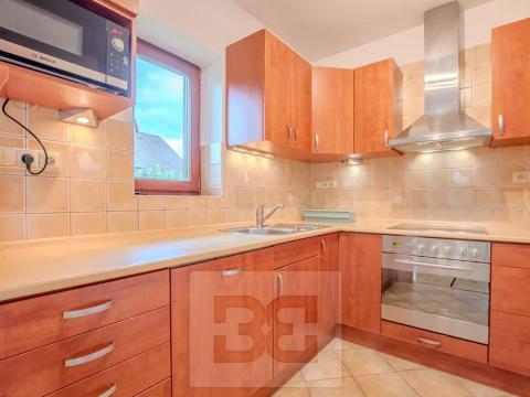 Pronájem rodinného domu, Květnice, Devětsilová, 100 m2