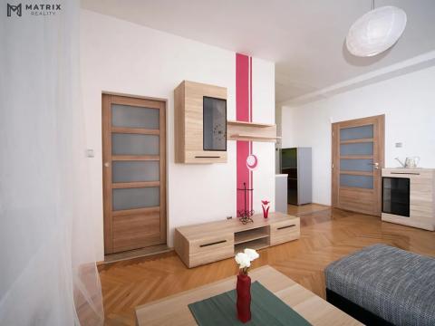 Pronájem bytu 2+kk, Praha - Holešovice, Jankovcova, 45 m2