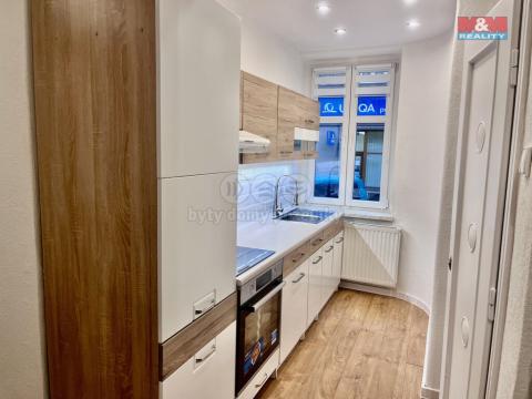 Pronájem bytu 2+1, Český Těšín, Bezručova, 64 m2