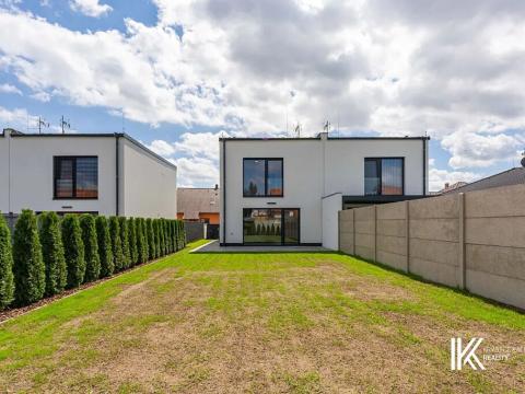 Prodej rodinného domu, Pardubice, Dostihová, 99 m2