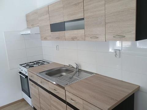 Pronájem bytu 1+1, Nový Jičín, Trlicova, 38 m2