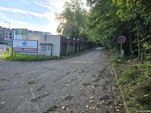 Pronájem garáže, Náchod, V Úvozu, 18 m2