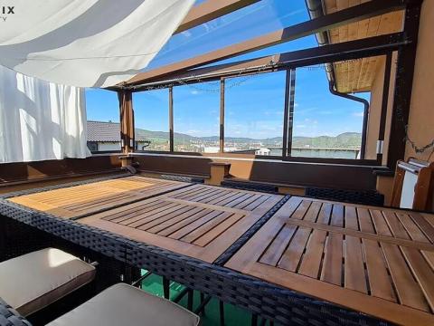 Pronájem rodinného domu, Králův Dvůr, Na Lucberku, 270 m2