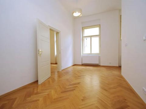 Pronájem kanceláře, Praha - Staré Město, Kozí, 39 m2
