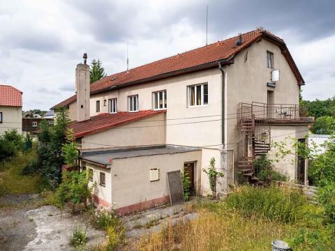 Prodej komerční nemovitosti, Kamenice, Safírová, 800 m2