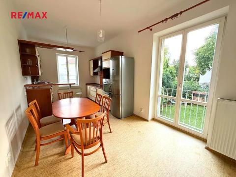 Pronájem bytu 2+1, Praha - Hlubočepy, V násypu, 85 m2