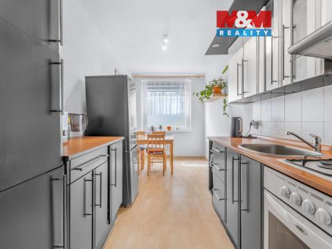 Prodej bytu 3+1, Ústí nad Labem - Všebořice, Spartakiádní, 78 m2