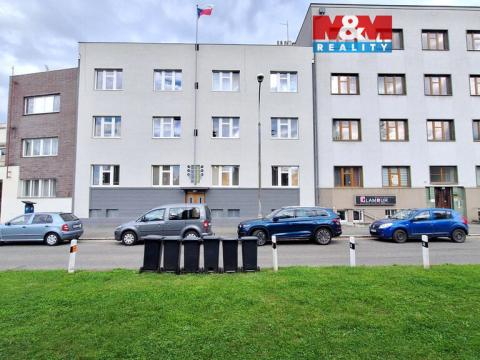 Pronájem bytu 1+kk, Hradec Králové, Střelecká, 43 m2