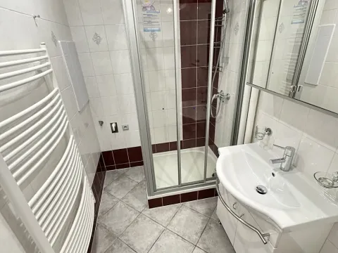 Pronájem bytu 2+kk, Jablonec nad Nisou, Na Výšině, 50 m2
