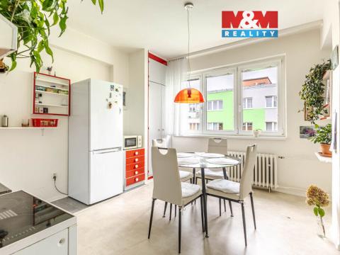 Prodej bytu 3+1, Kamenický Šenov, Pískovec I, 73 m2