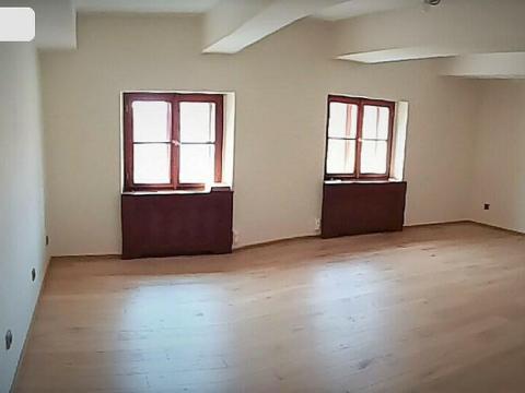 Pronájem kanceláře, Praha - Malá Strana, U lužického semináře, 77 m2