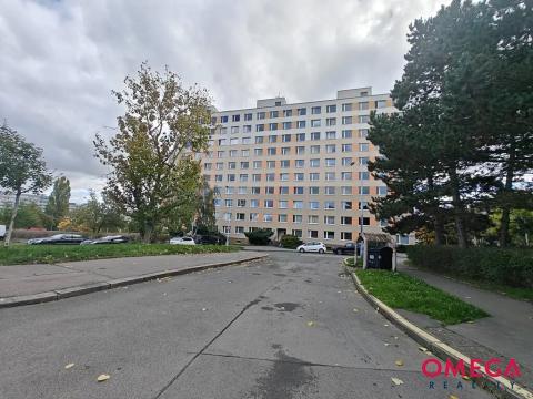 Prodej bytu 2+kk, Praha - Stodůlky, Trávníčkova, 43 m2