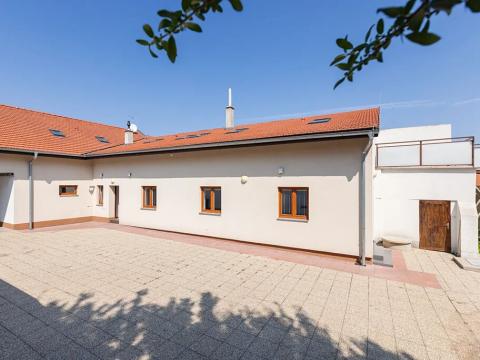 Prodej ubytování, Kostelec nad Labem, T. G. Masaryka, 380 m2