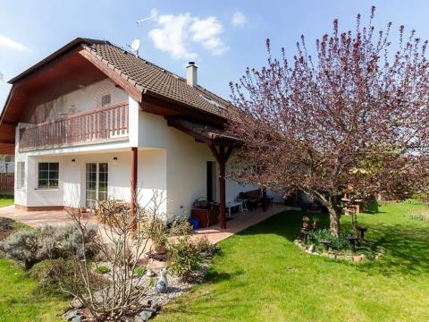 Prodej rodinného domu, Zbuzany, 136 m2