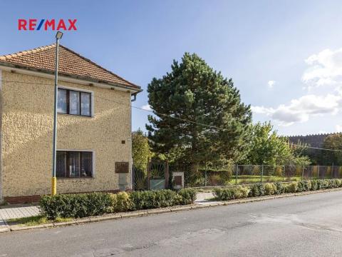 Prodej rodinného domu, Kostomlaty pod Řípem, 119 m2