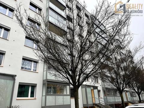 Pronájem bytu 1+kk, Ústí nad Orlicí, Na Pláni, 37 m2