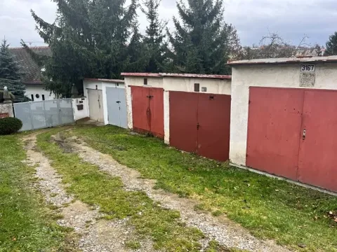 Pronájem garáže, Jihlava, Polenská, 20 m2