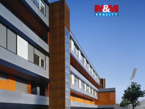 Prodej garážového stání, Praha - Břevnov, Běžecká, 18 m2