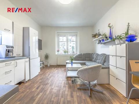 Prodej bytu 2+kk, Praha - Záběhlice, Záběhlická, 44 m2