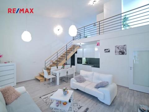 Prodej bytu 4+kk, Plzeň, Vrchlického, 125 m2