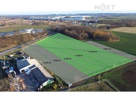 Prodej komerčního pozemku, Veltrusy, 36520 m2