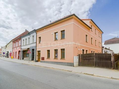 Pronájem bytu 2+kk, Blovice, Americká, 36 m2