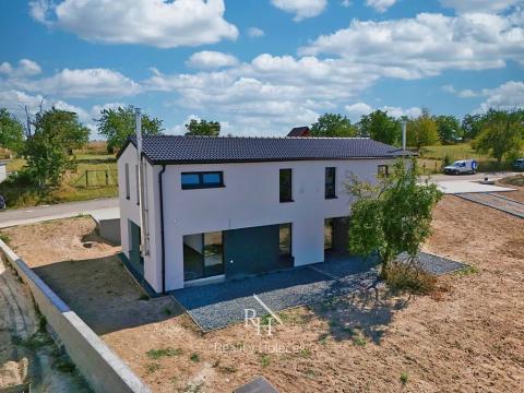 Prodej bytu 4+kk, Dřetovice, 95 m2