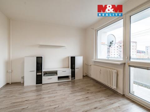 Pronájem bytu 3+1, Karlovy Vary, Krymská, 45 m2