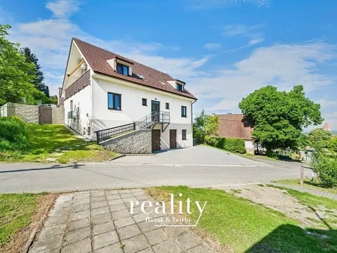 Prodej rodinného domu, Perná, 205 m2