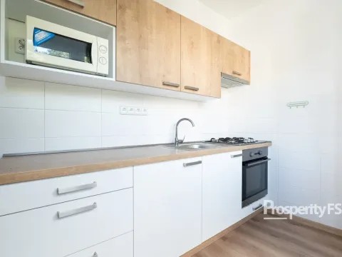 Pronájem bytu 2+1, Kladno - Kročehlavy, Havanská, 54 m2