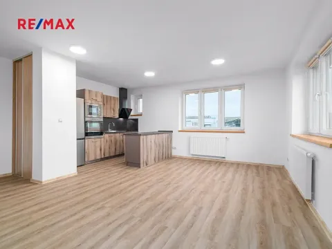 Pronájem bytu 2+kk, Klatovy, K Letišti, 58 m2