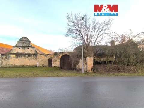 Prodej rodinného domu, Rovná, 1340 m2