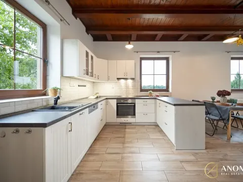 Prodej rodinného domu, Trhová Kamenice, 195 m2