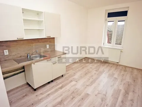 Pronájem bytu 1+kk, Neratovice, 19 m2