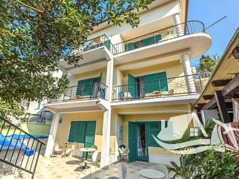 Prodej rodinného domu, Crikvenica, Chorvatsko, 467 m2