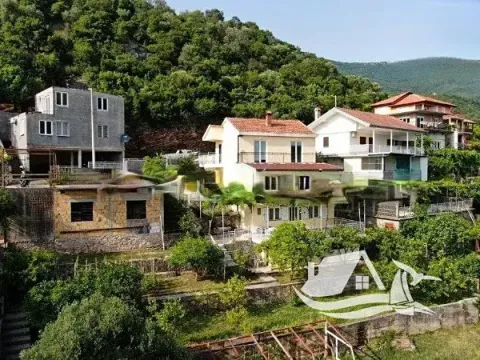 Prodej rodinného domu, Zelenika, Černá Hora, 164 m2