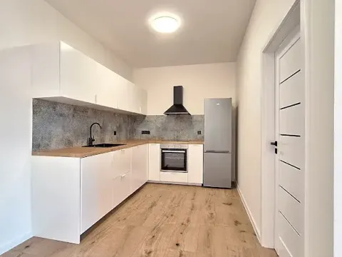 Pronájem bytu 2+kk, Praha - Vršovice, Rybalkova, 47 m2