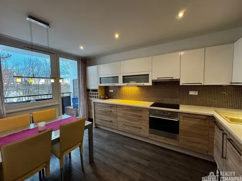 Pronájem bytu 3+1, Praha - Horní Počernice, Libáňská, 75 m2