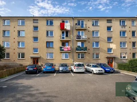 Prodej bytu 3+1, Sedlčany, Na Potůčku, 90 m2