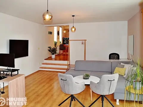 Prodej bytu 2+kk, Hradec Králové, Na Hrázce, 58 m2