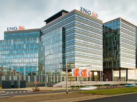 Pronájem kanceláře, Praha - Libeň, Českomoravská, 740 m2