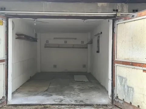 Pronájem garáže, Zlín, Sokolská, 18 m2